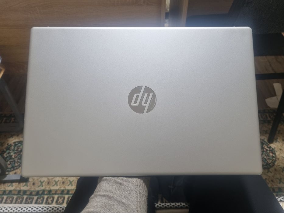 HP intel cor i 3