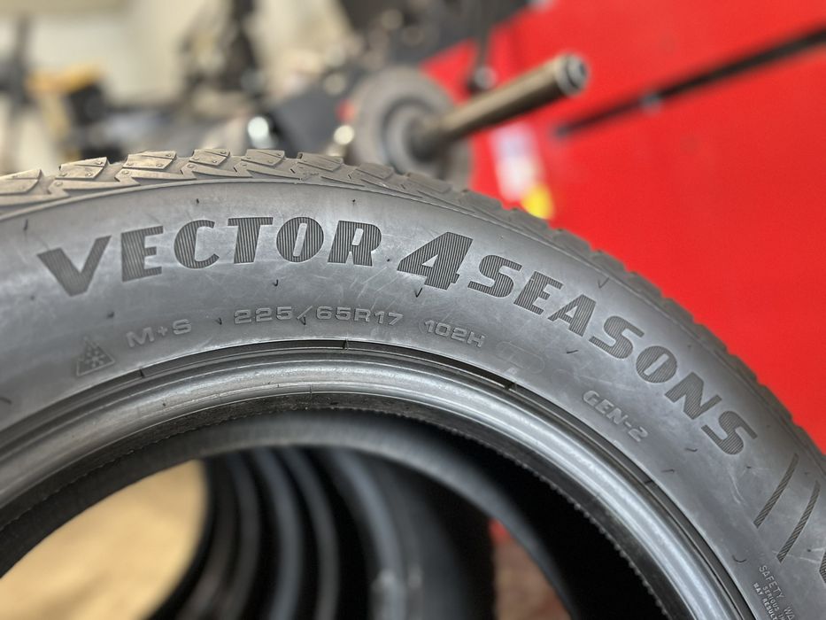 Всесезонни  гуми 225/65 R17 Good Year