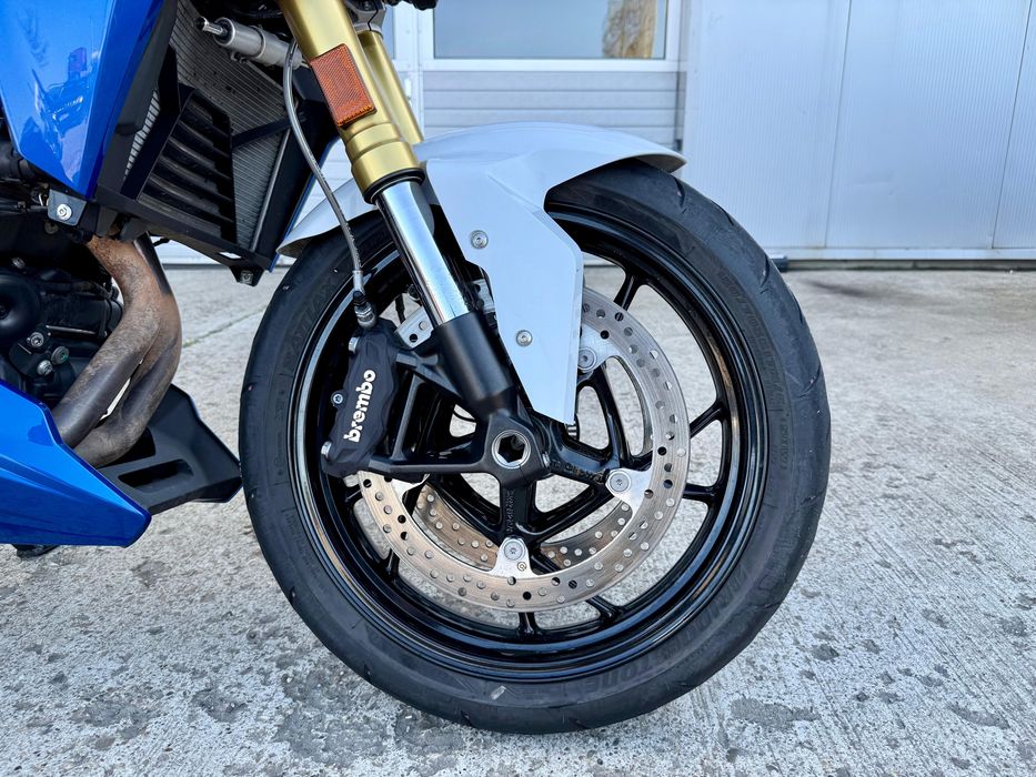BMW F900R 2024  , 6500km  Garantie + Casco