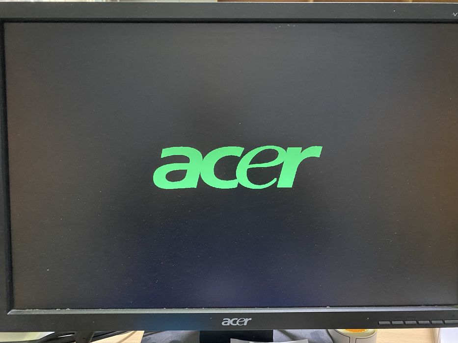 Продам монитор Acer 19»