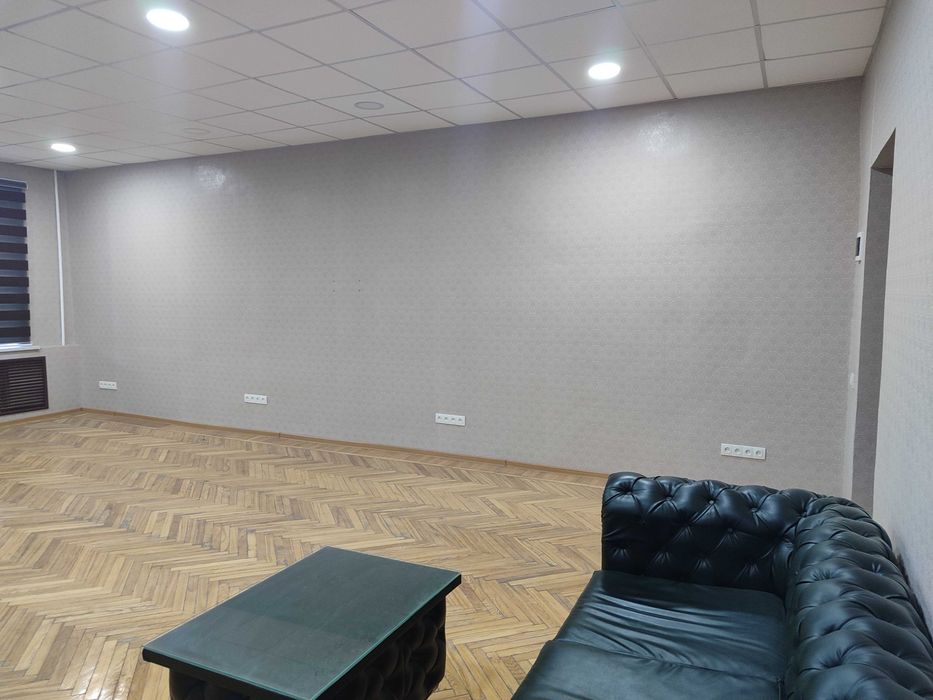 офис 50м2 центральная улица 1-линия ofis 50m2 markaziy kocha 1-qatorda