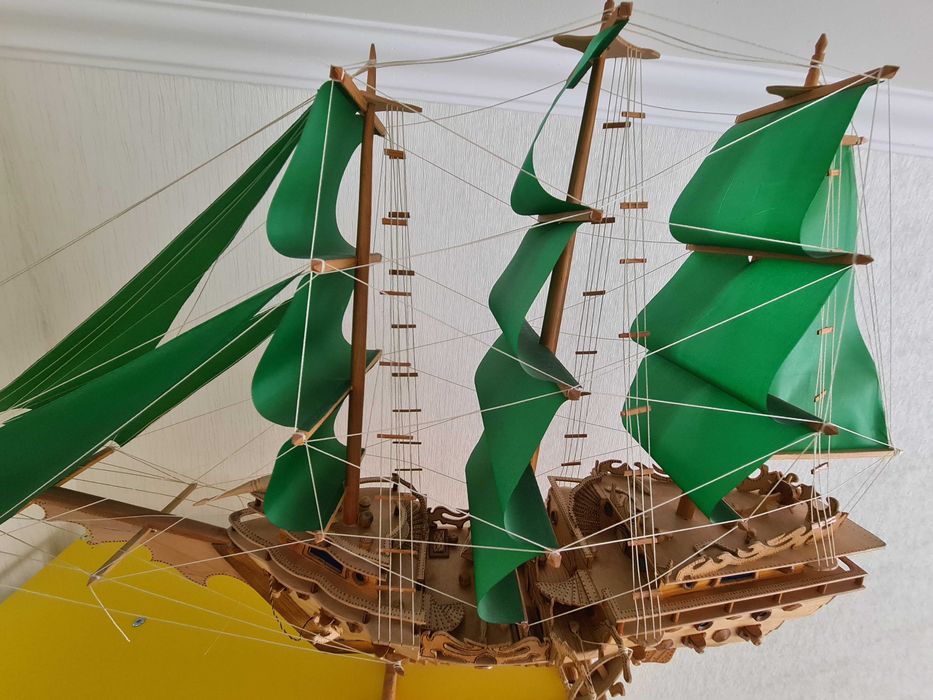 Продаю корабль Парусник