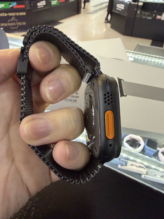 Apple Watch Ultra 2 49mm Black milanese