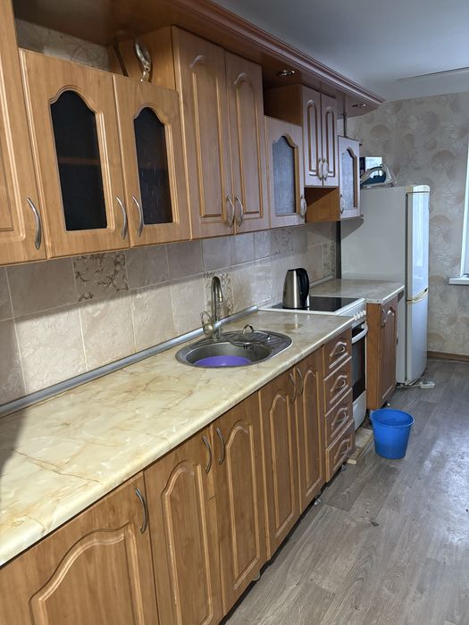 Продам кухонный горнитур