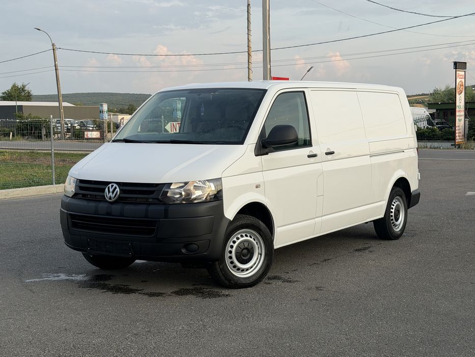 Volkswagen Transporter T5 2014 / 2.0 Tdi / 140 CP / Lung / 2 usi culisante