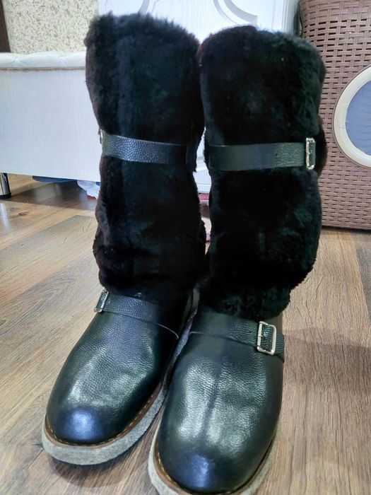 Продам мужские цигейковые унты