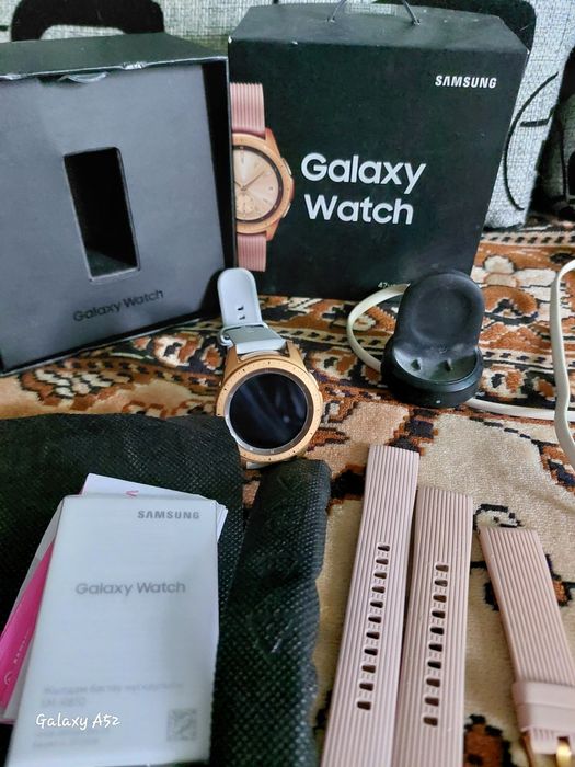 Продам срочно часы