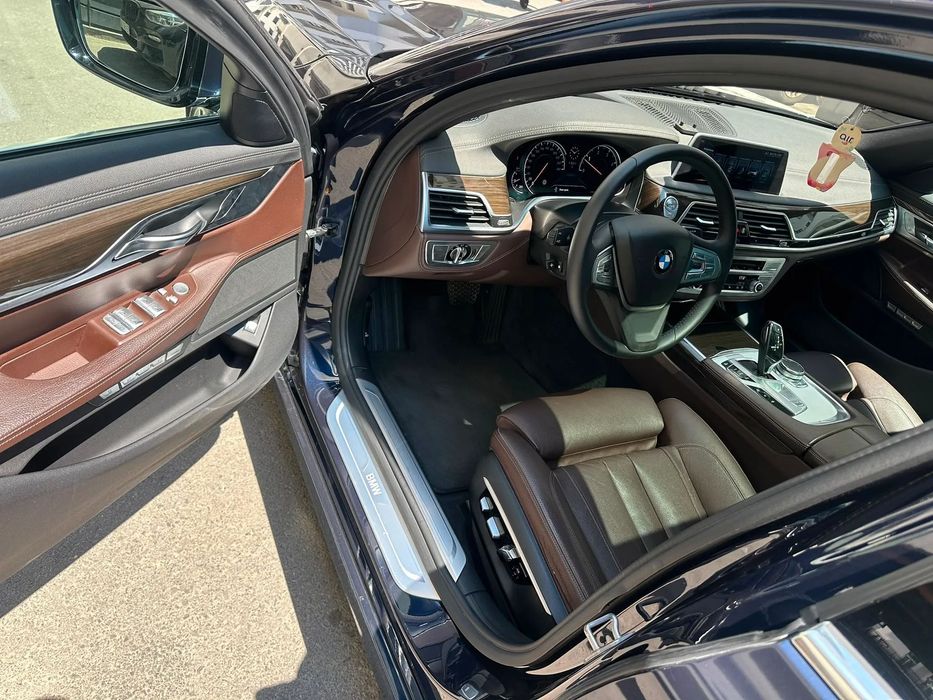 BMW Seria 7 2016 — imagine 3