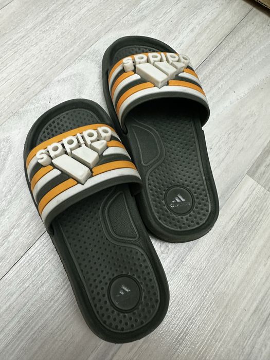 Продаются детские шлепанцы