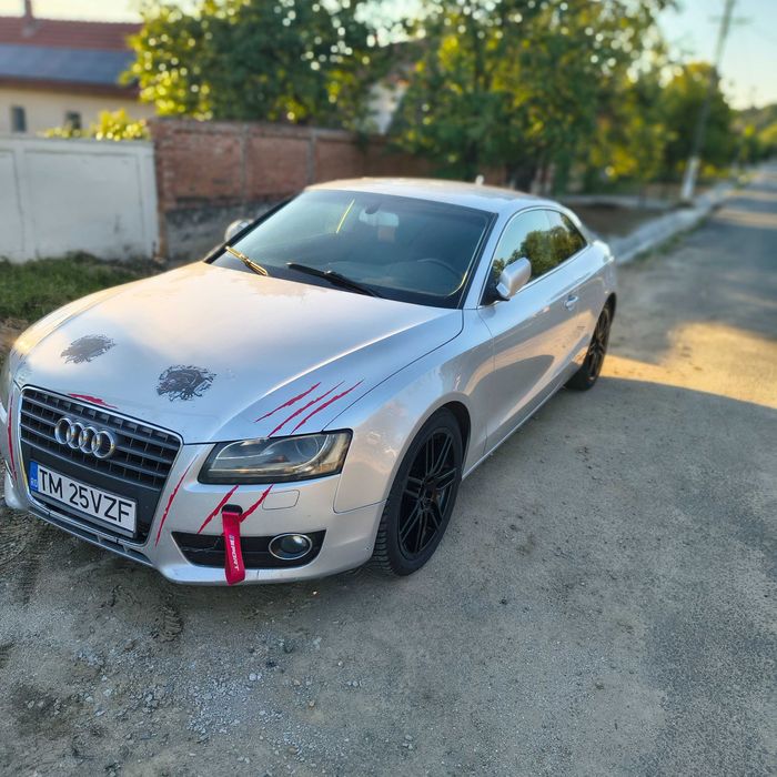 Vând Audi A5 cupe