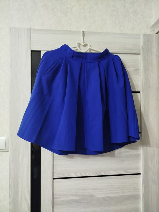 Продам женские юбки