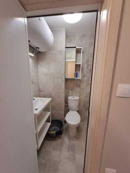 Дава се под наем Двустаен апартамент в Бургас, Лазур - 60 кв.м за 484.5 € - Снимка #8