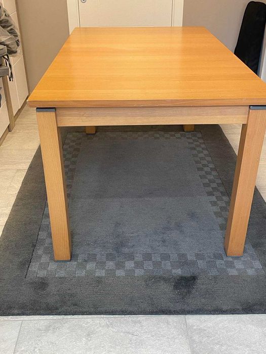 Масивна Разтегателна Тразпезна Маса