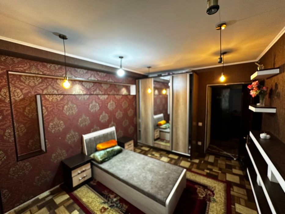 СРОЧНО  Продам свою 3 комнатную квартиру на Чиланзаре