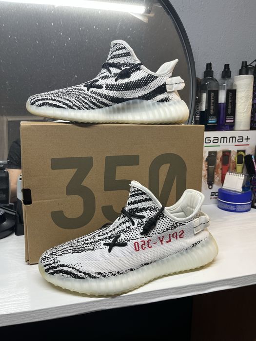 Yeezy Boost 350.