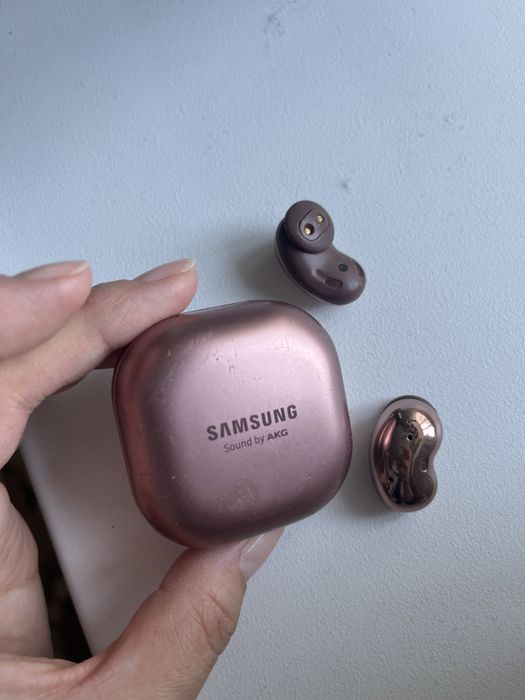 Наушники в хорошем состоянии