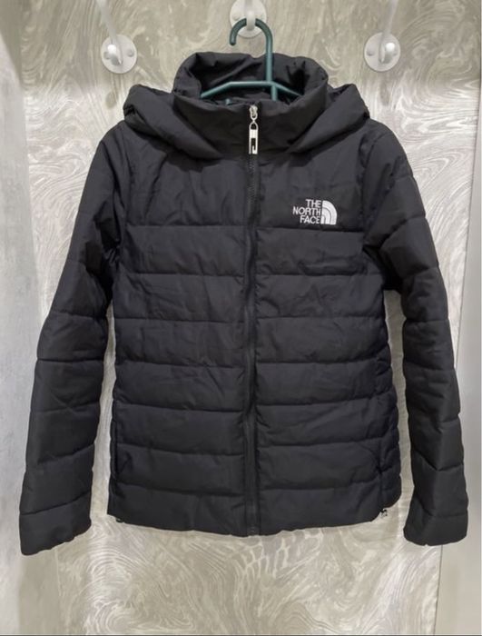 Продам женскую куртку