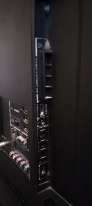 Телевизор Тошиба 46 инча