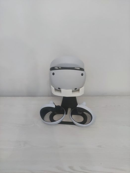 Vand ps5 base + psvr2 cu jocuri si cont