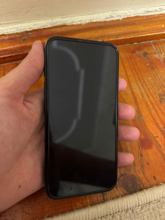 iPhone 13 с каробка