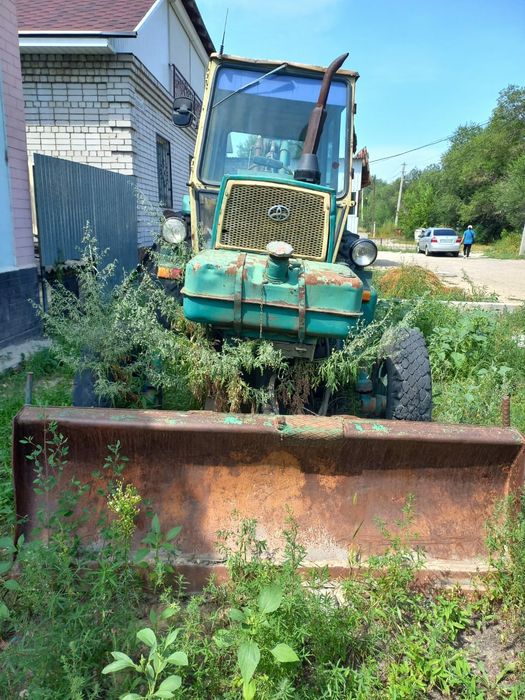 Продам ЮМЗ трактор