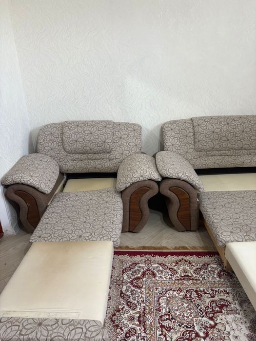 Диван с креслом выдвижной