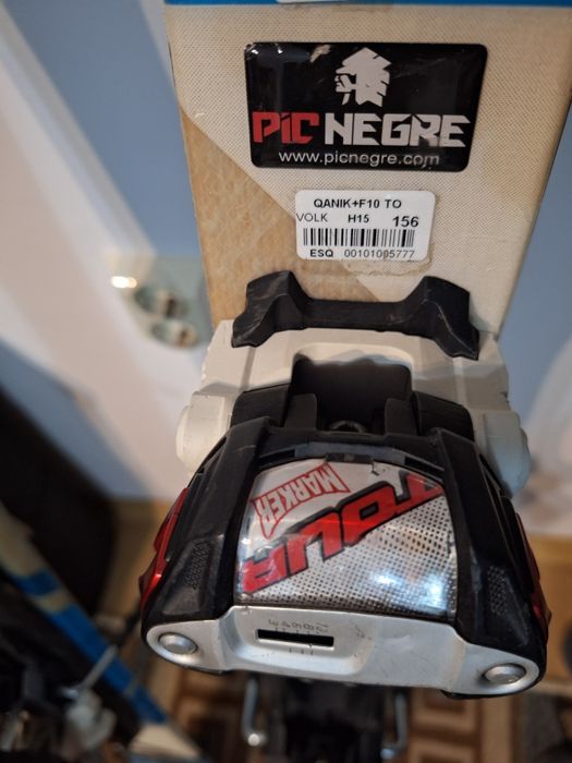 Vând schiuri de tură Völkl