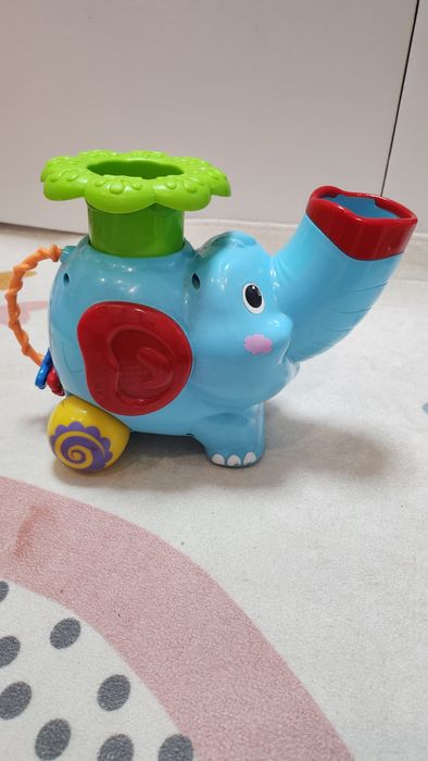 Бебешки играчки музикални / интерактивни /