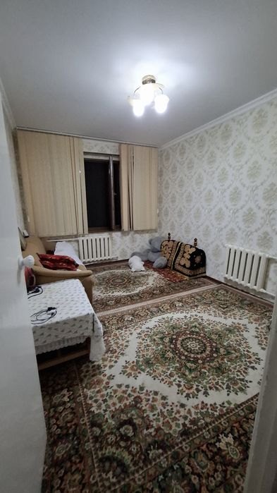 Уй сотилади 9 мкр И. Каримов.142 дом 3 хона 3 этаж