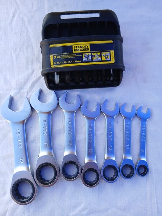 Set 7 chei combinate cu clichet Stanley Fatmax