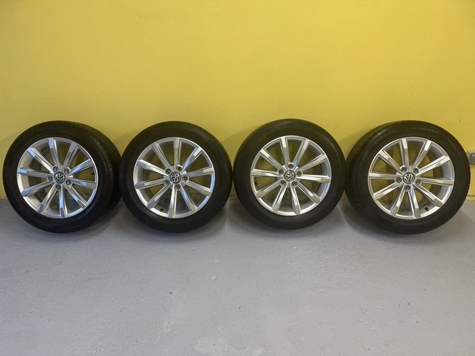 Jante originale passat 17” impecabile cu cauciucuri de vara