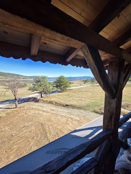 Продавам къща в УПИ на брега на язовир Батак