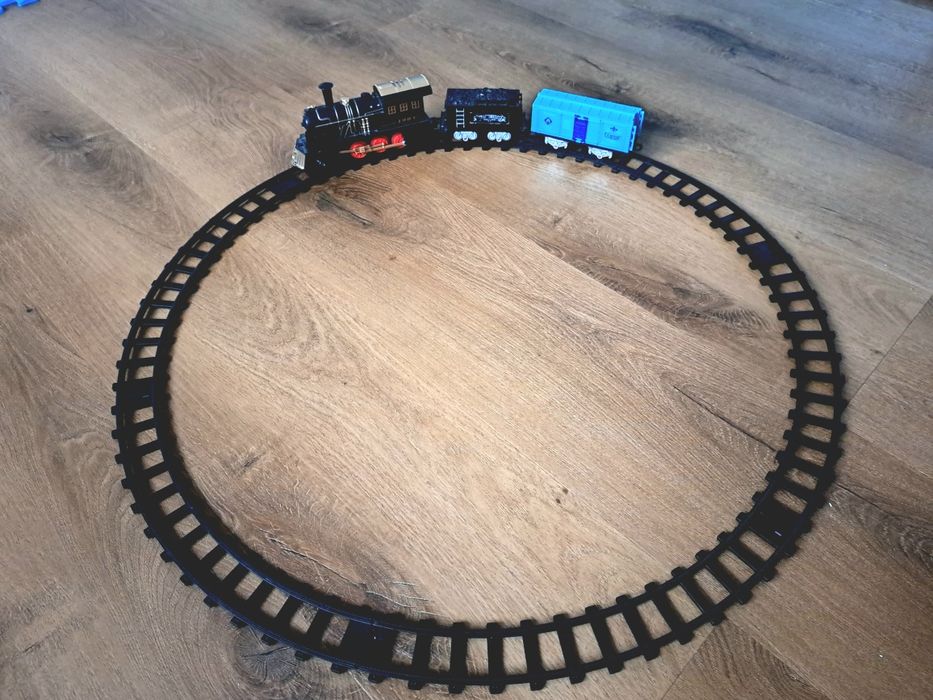 Locomotiva cu vagoane