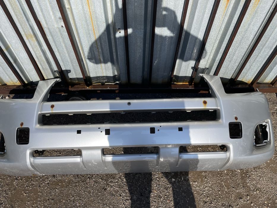 Предна броня за Toyota Rav 4 2008год.