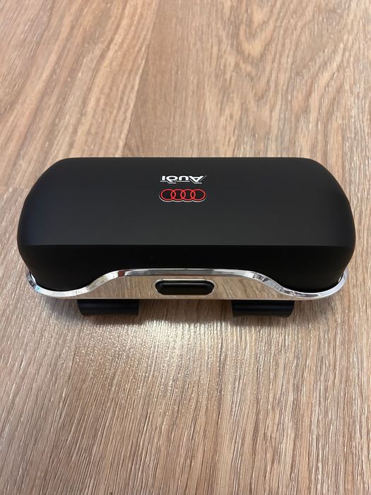 Кутия / поставка за очила в кола Ауди