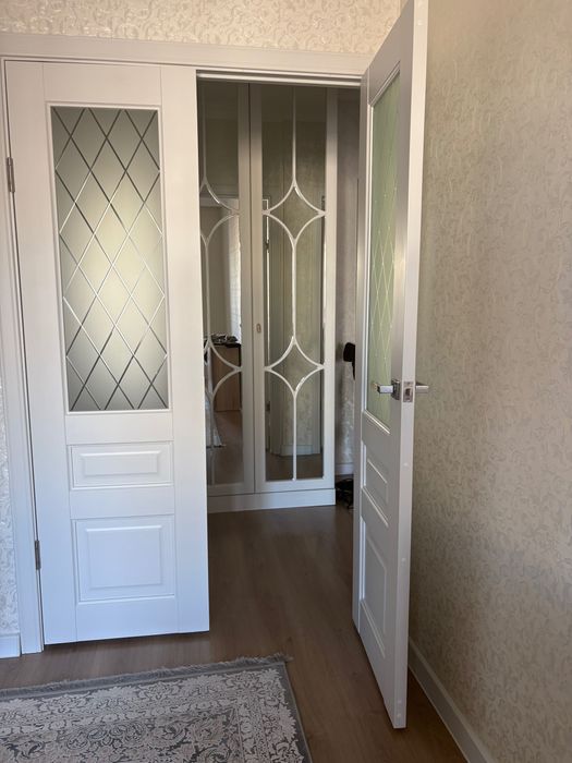 Дверь б/у в отличном состояний