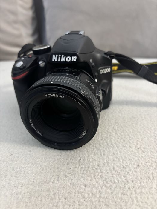 Nikon D3200 DSLR + 2 obiective + geantă foto – kit complet