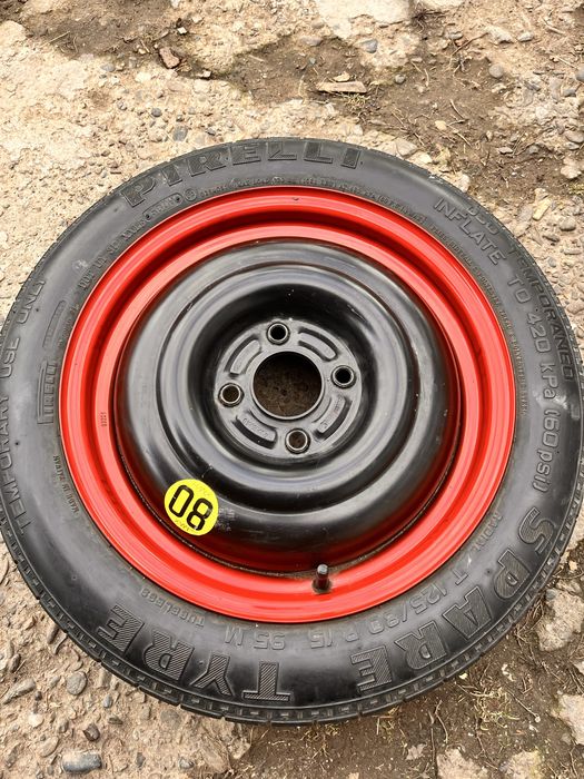 Roata de rezerva, cric, ,triunghi reflectorizant