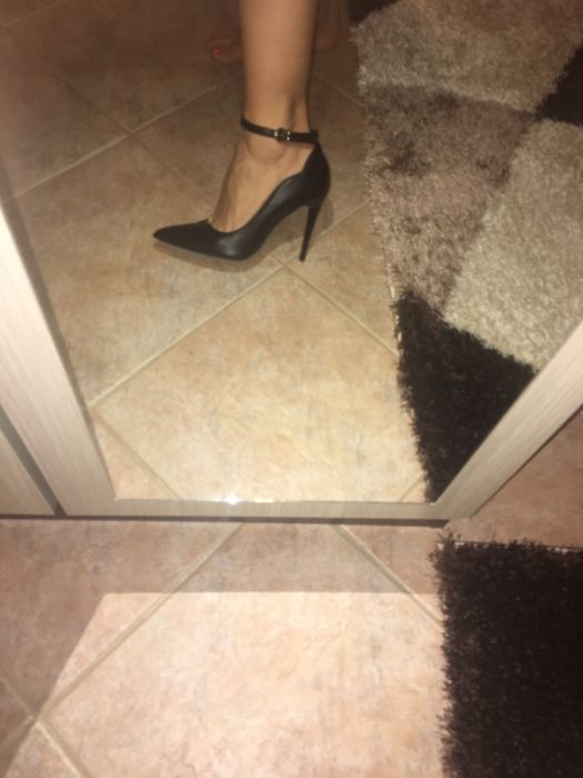 Красиви обувки естествена кожа