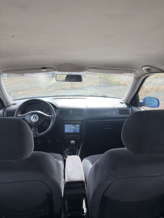 VW Golf 1.6 101 к. с.