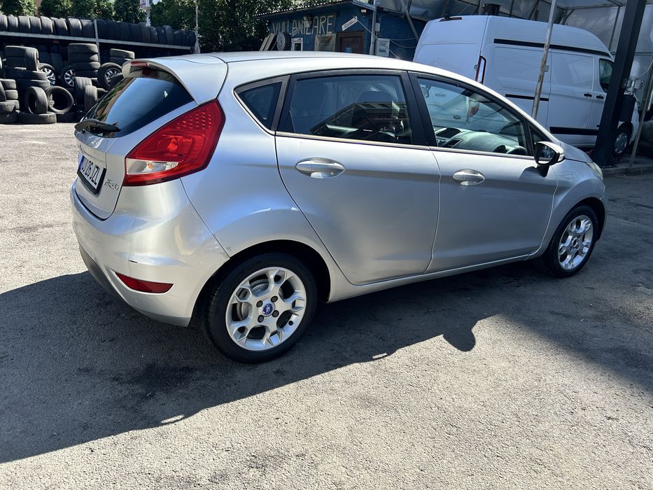 FORD Fiesta 2011 — imagine 3