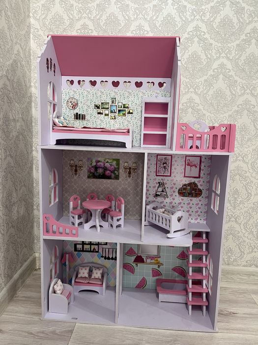 Продам детскый домик бу