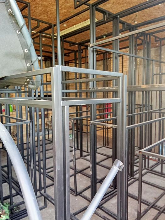 Стилажи для бутиков