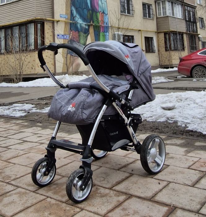 Продается детская коляска с рождения