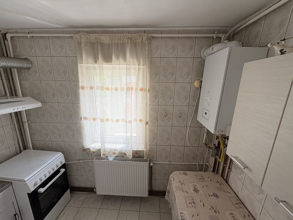 Garsoniera 1 Mai de închiriat