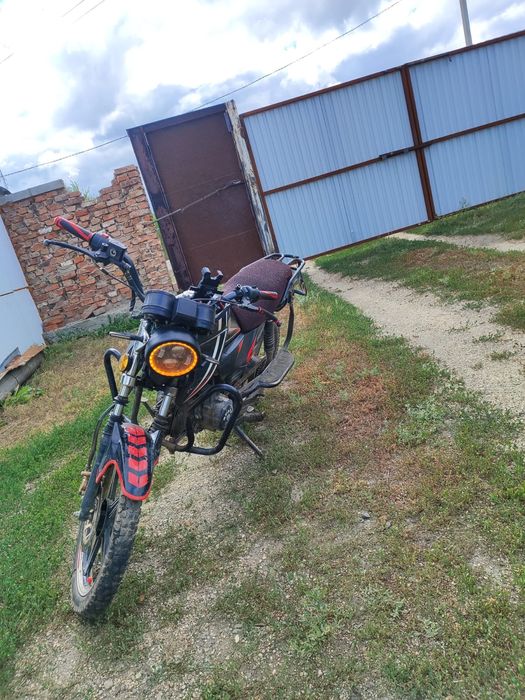 Мотоцикл 125кубовый