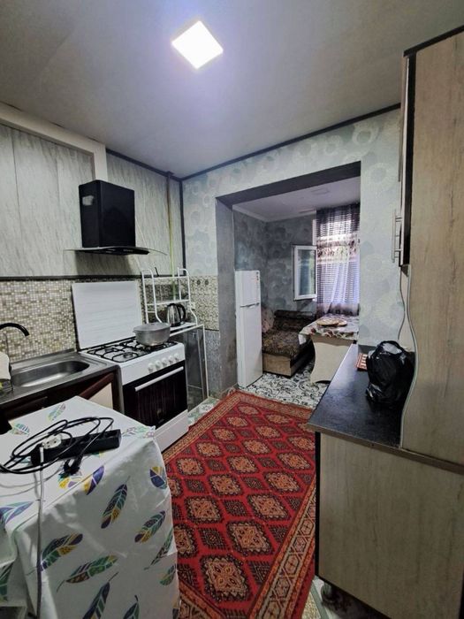 Продаётся 2 ком в 4 микрорайоне