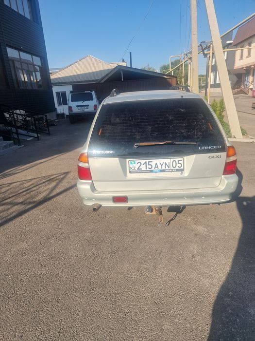 Mitsubishi Lancer