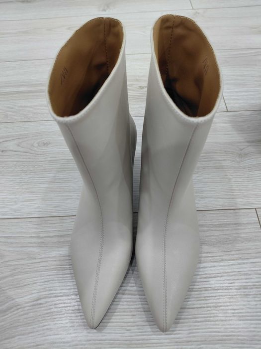 Продам новые ботильоны