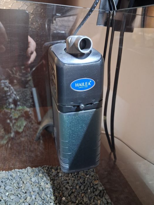 Vând acvariu  AQUAEL pești complet